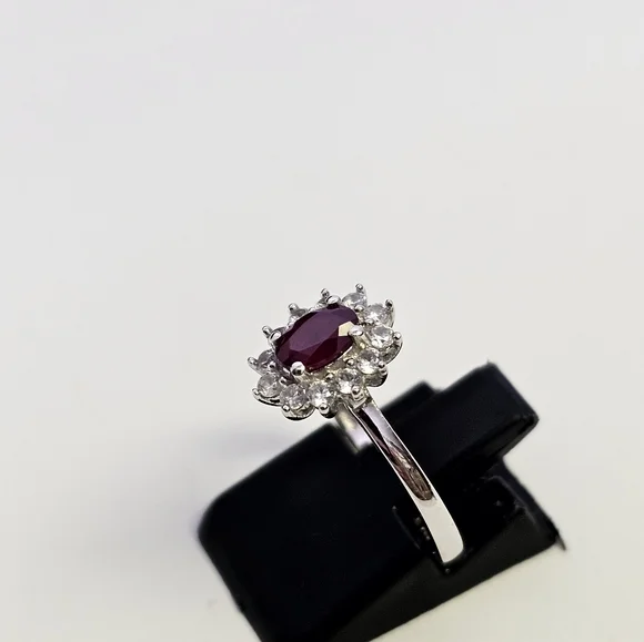 Genuine Royal Thai Ruby and White Zircon in Platinum Sterling Ring Size 7!  ♥️ - Picture 5 of 8